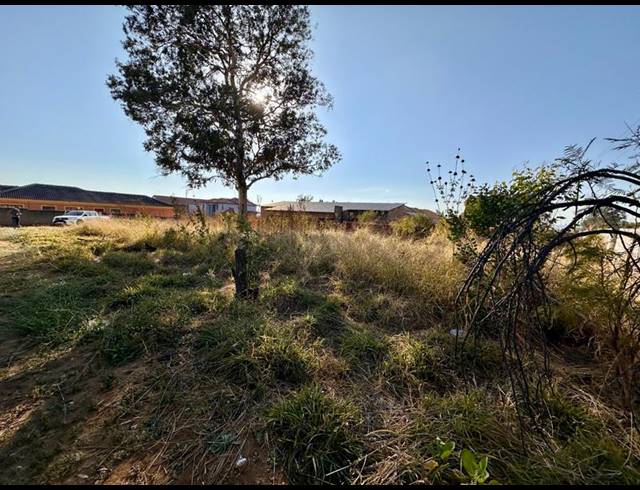 LAND FOR SALE IN CHANTELLE